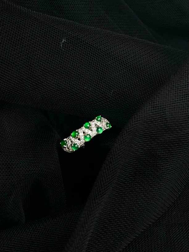 天然A货翡翠满绿翡翠八蛋面戒指气质轻奢高冰简时尚s925银镶嵌