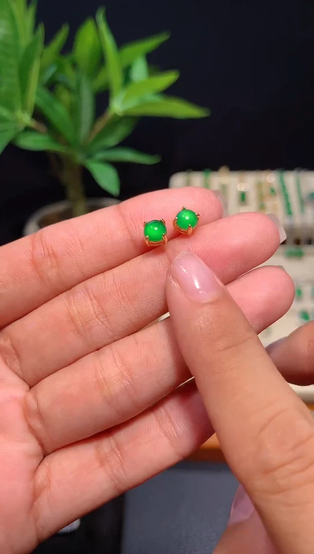 【闪购商品】翡翠耳饰银S925镶嵌耳钉
