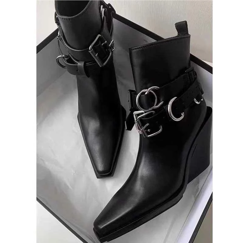 尖头坡跟短靴子女25春秋新款短筒高跟切尔西短筒欧美防水台踝靴