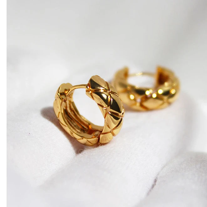 铜合金耳饰 菱形格纹小香风耳环法式时髦圈圈小众简约轻奢冷淡风