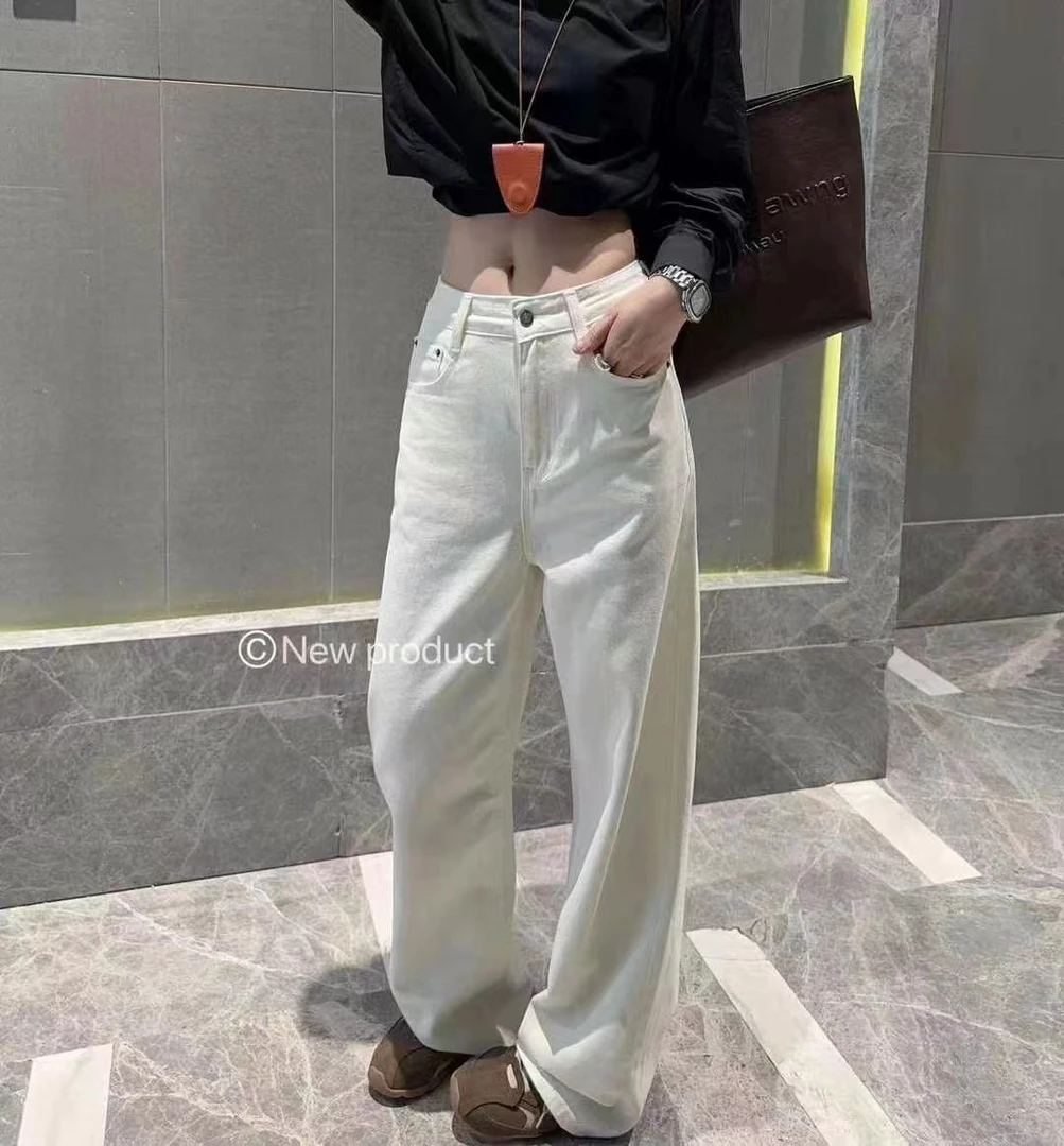 2024秋款白色牛仔直筒裤  时尚显示款