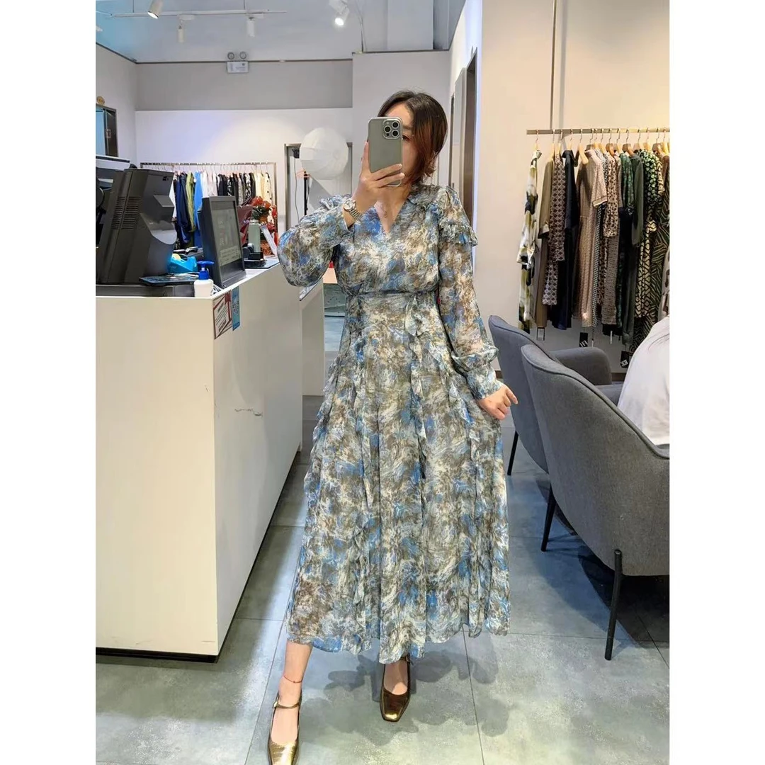 女装连衣裙裙子碎花显瘦气质长裙时尚法式长袖高腰夏季复古春季