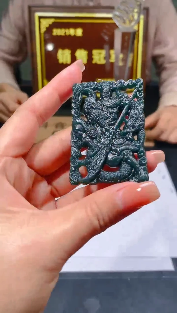 【闪购商品】定制翡翠未镶嵌小吴（凤）141220016