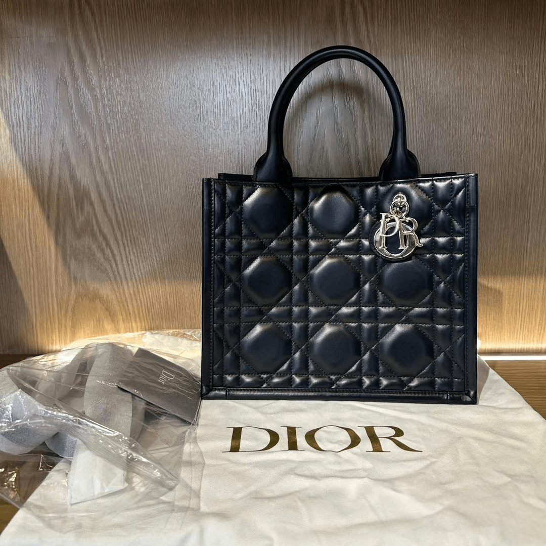 99新 DIOR/迪奥 飞小雨Fisoy/ 戴妃黑色托特斜挎包