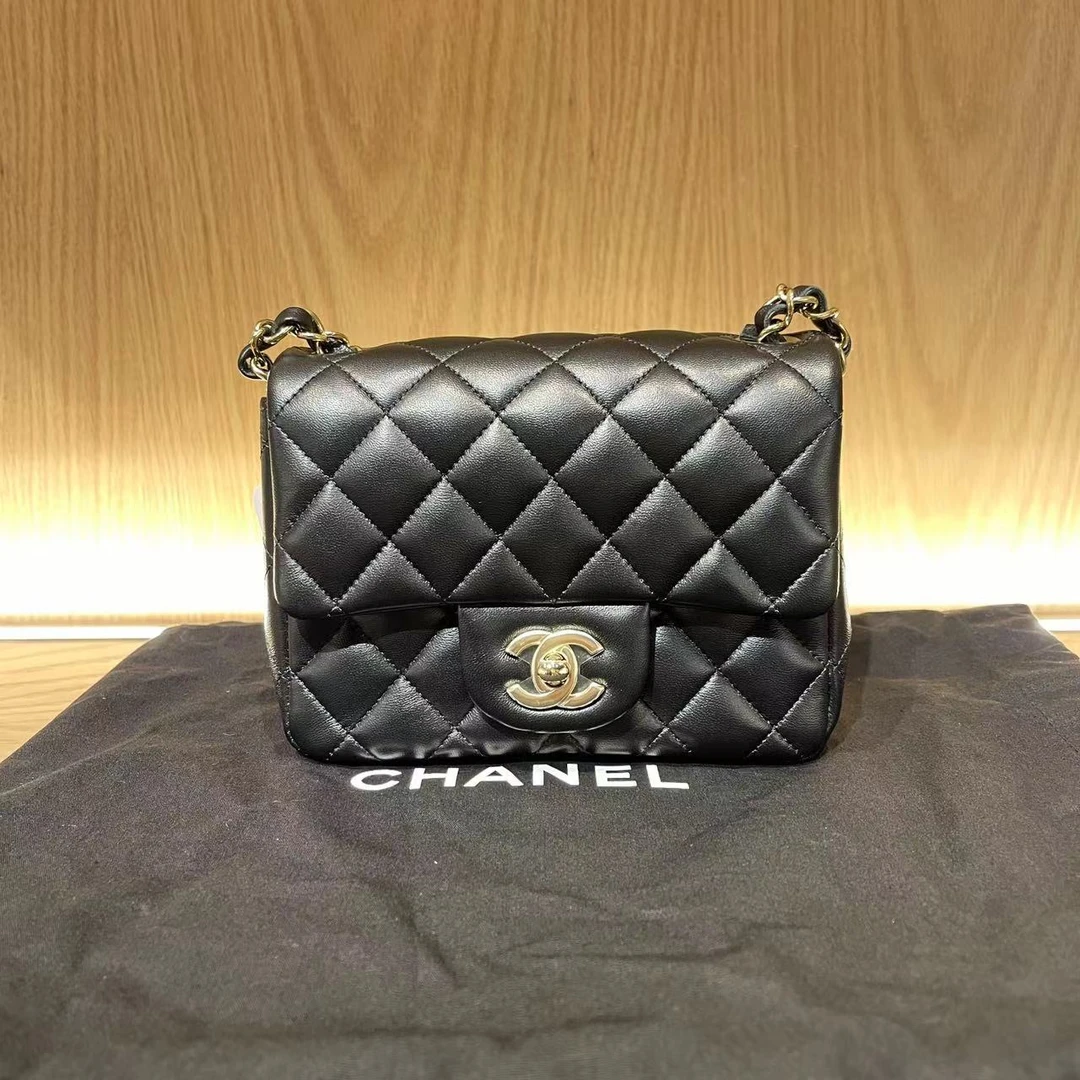 全新未使用 Chanel/香奈儿 飞小雨Fisoy/ 黑色方胖子斜挎包