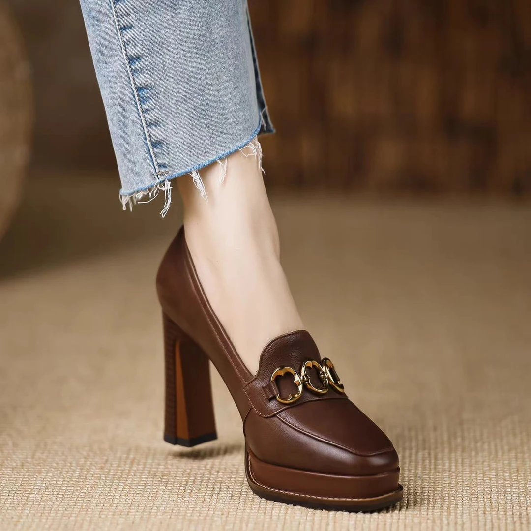 复古棕色高跟鞋女2025年春季新款时尚百搭深口防水台粗跟单鞋