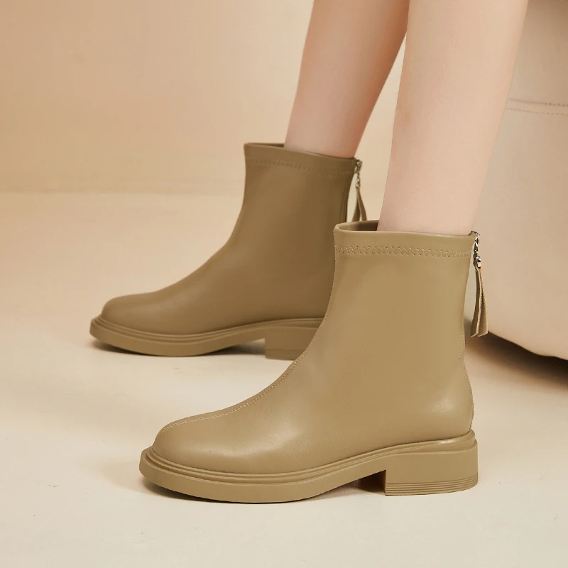 希音弹力瘦瘦靴女2024新款英伦风厚底百搭短靴子6228307