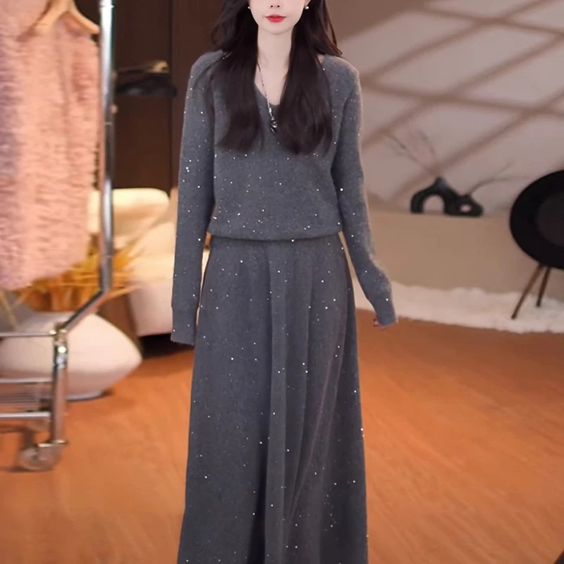 灰色亮片休闲针织套装女秋冬高级感洋气宽松显瘦毛衣半身裙两件套