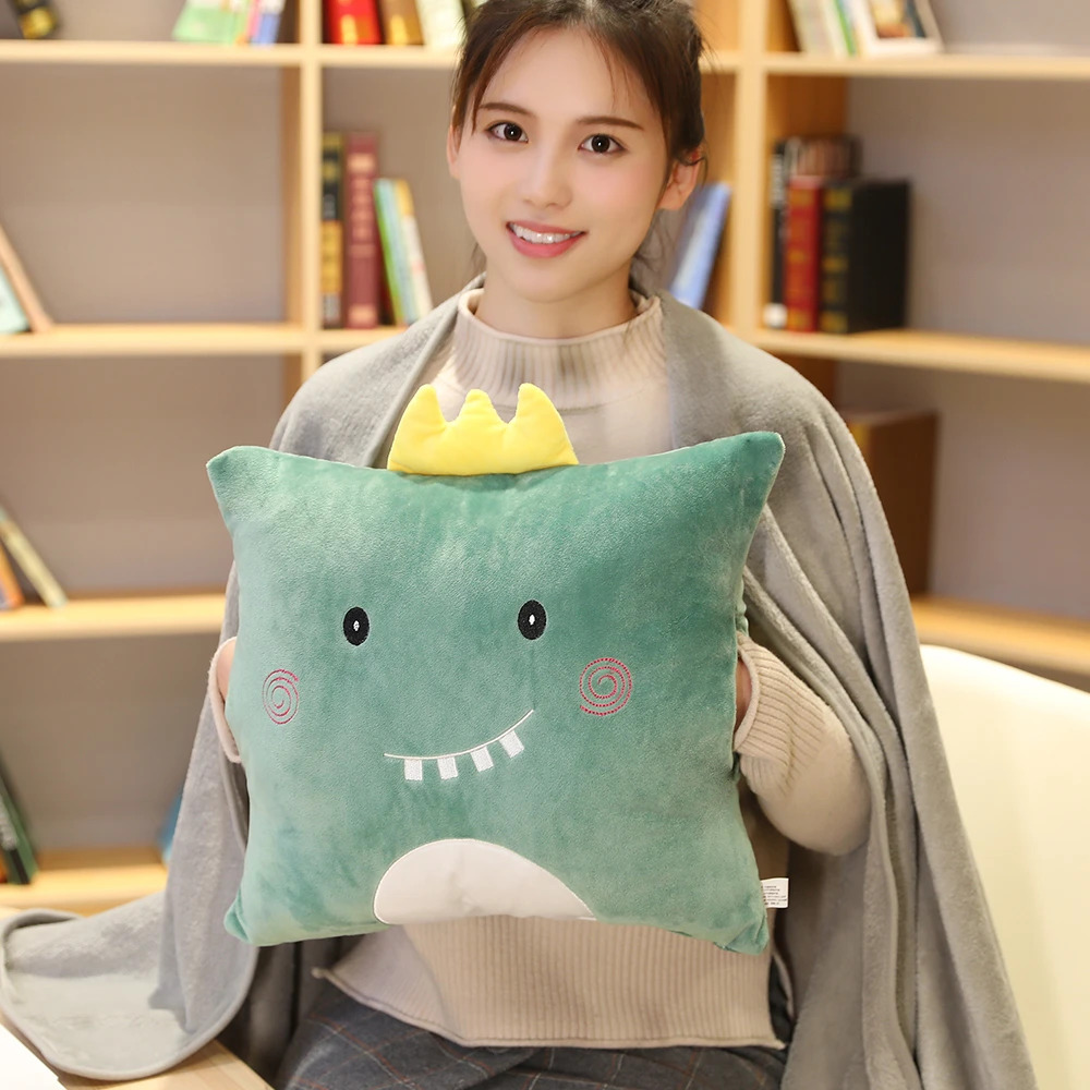 抱枕被子两用办公室靠枕头折叠空调毯子汽车内靠垫三合一午睡神器