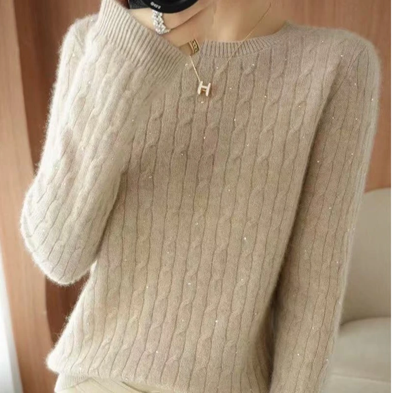 甄选秋冬新款立体重工麻花镶钻圆领羊毛衫