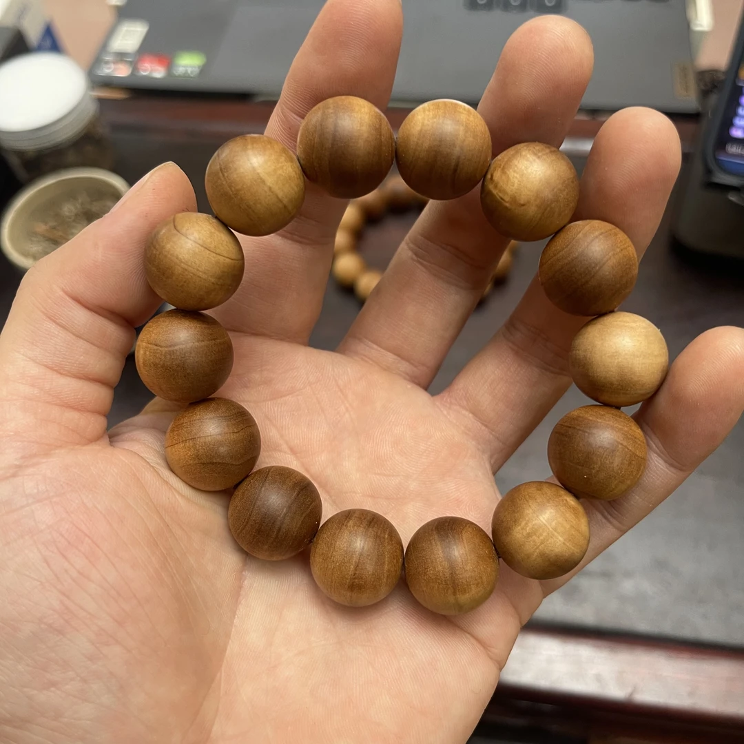 1.6老山檀香沉水16颗