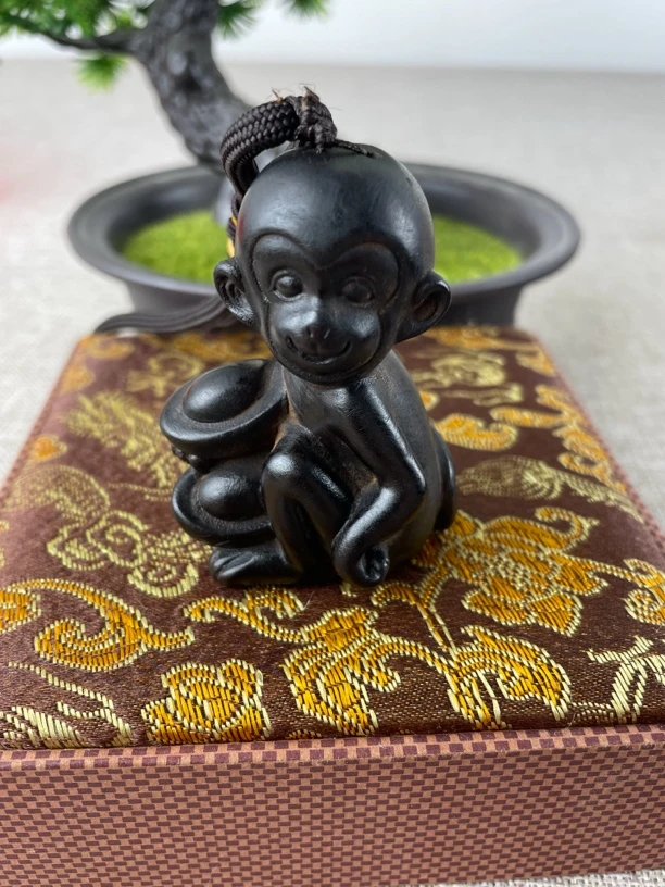 达拉干 生肖猴  木雕雕刻手把件创意把玩件挂件