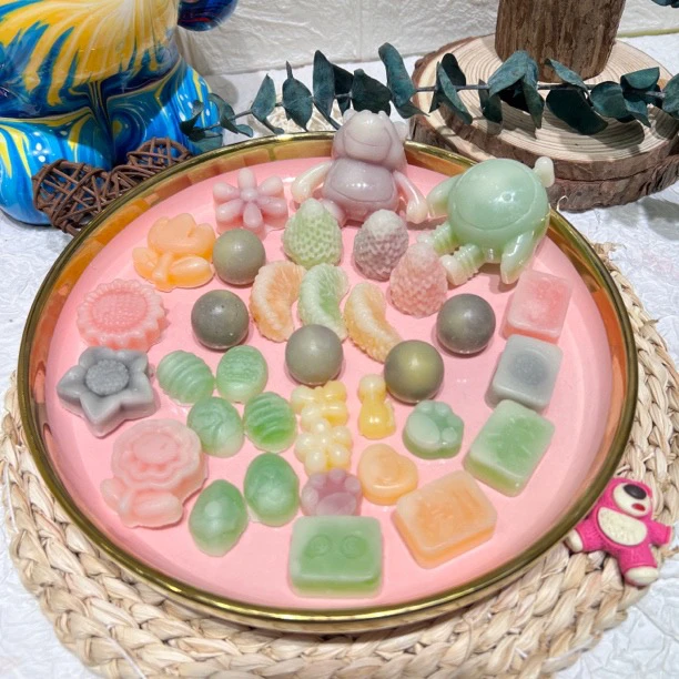 【新品】创意蜡瓶小摆件 纯手工DIY蜂蜡制成摆件颜色随机
