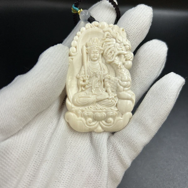 P7121天然猛犸牙雕刻牌 支持鉴定 假一罚四