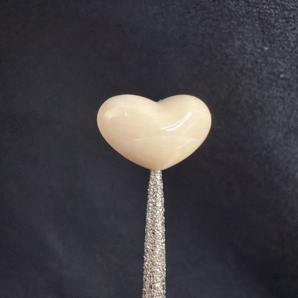 P7229天然猛犸牙爱心配饰 支持鉴定 假一罚四