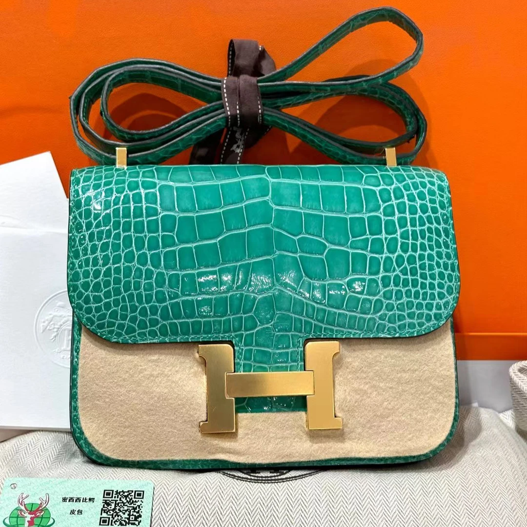 99新 Hermes/爱马仕 z刻有票证帝王绿 金扣鳄鱼皮ConstanceMini19