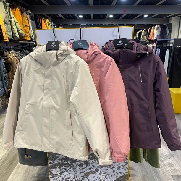 探拓户外女式套羽绒三合一冲锋衣女款保暖冲锋衣防风防水保暖硬壳