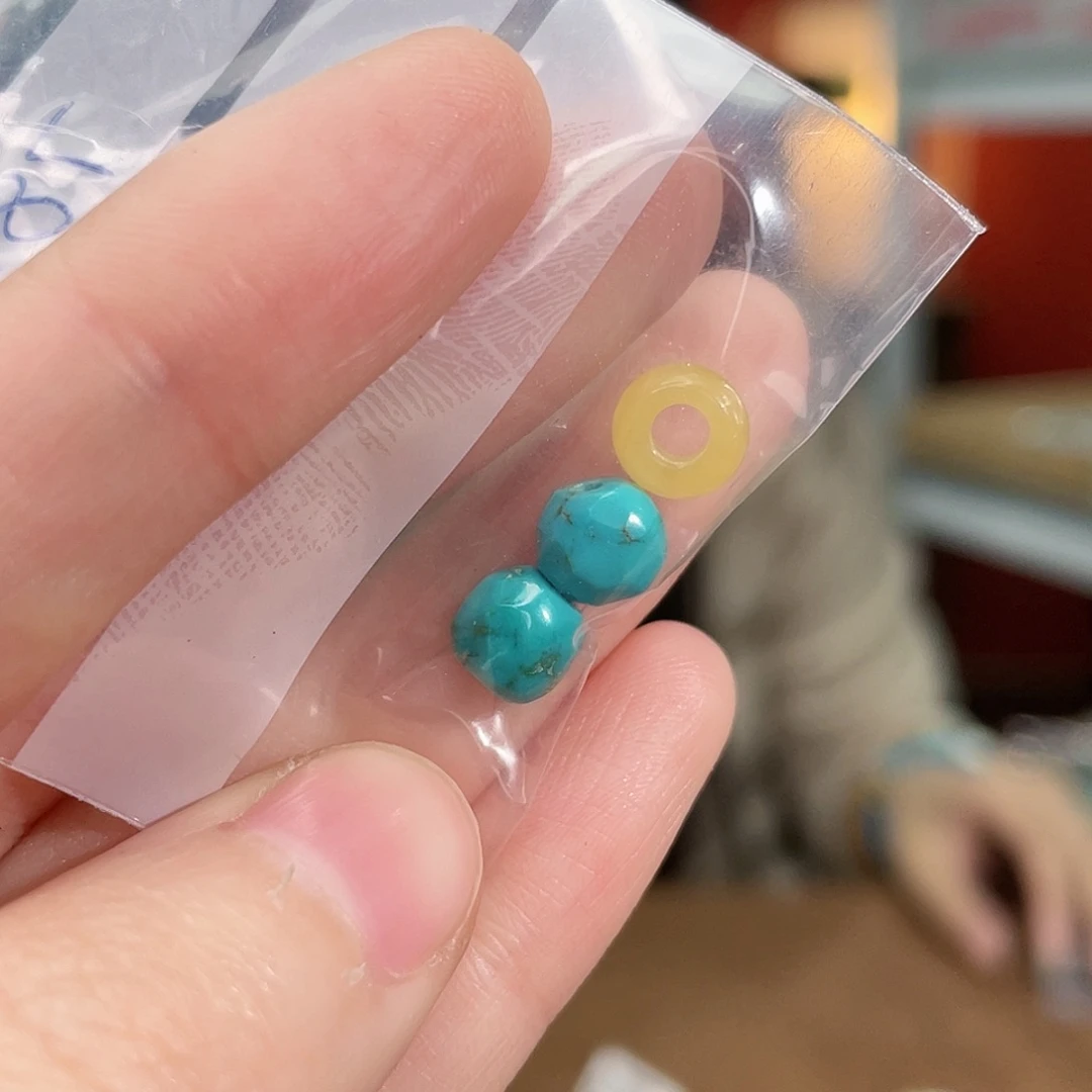 蜜蜡珠宝奇石未镶嵌