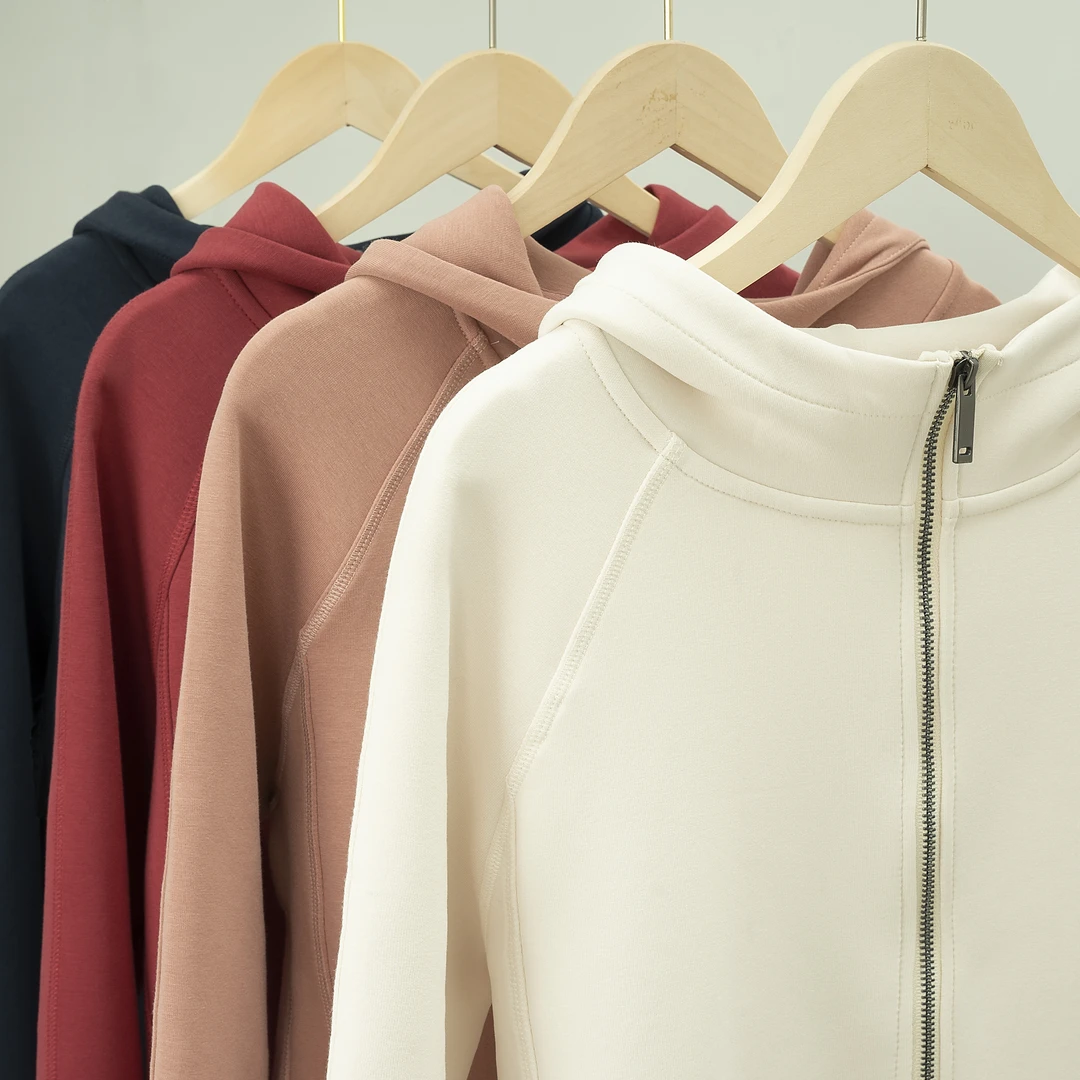 “压风MAX”秋季新款压风修身时尚连帽外套7008