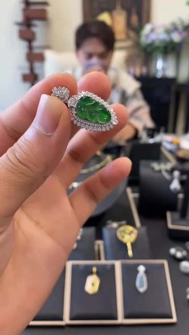 【闪购商品】翡翠吊坠(不含链)银S925镶嵌银镶
