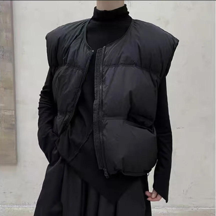 2024秋冬新款韩版休闲廓形宽松短款纯色棉马甲时尚圆领显瘦马甲