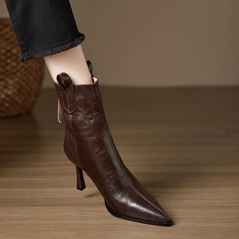 小个子手工女鞋8cm~新款细跟高跟后拉链短靴尖头手抓牛皮棕色鞋子