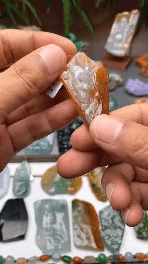 【闪购商品】翡翠挂件未镶嵌仿古