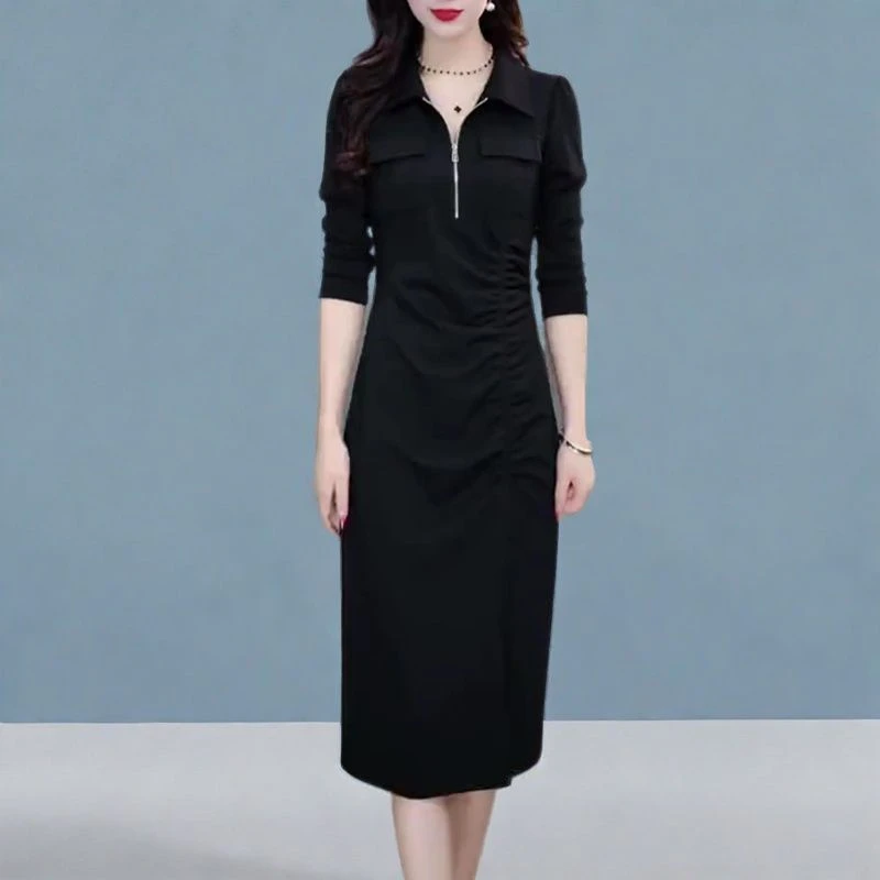 2025春季新款拉链翻领气质休闲减龄遮肉显瘦长袖中长款开衩连衣裙