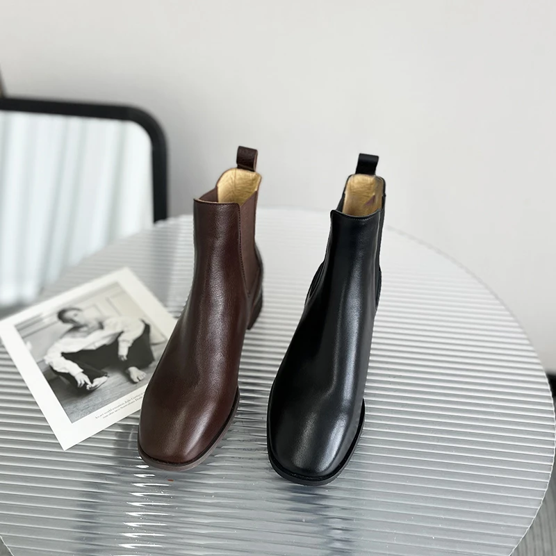 【断码清】IU502/2.5cm牛皮短靴女百搭复古粗跟英伦风秋冬短筒切尔