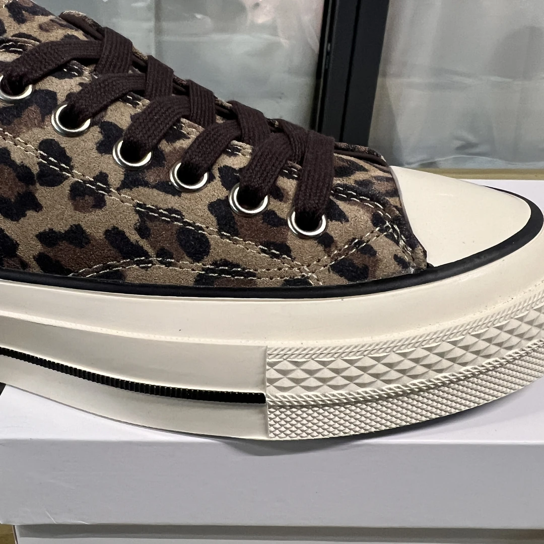 183-16，平底舒适豹纹球鞋