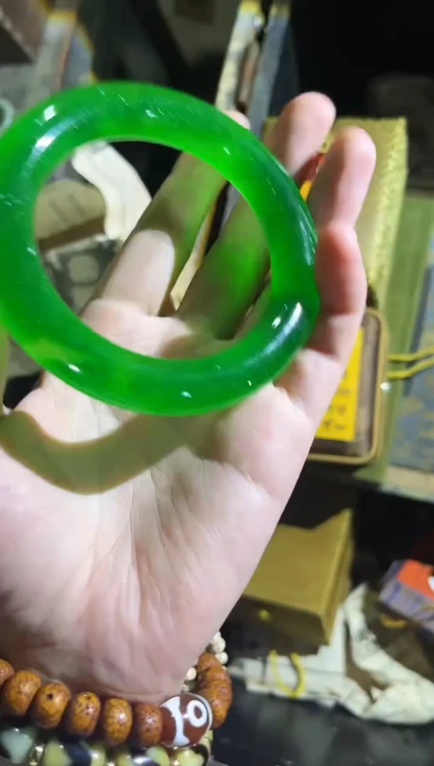 【闪购商品】翡翠手镯未镶嵌50啊啊啊啊啊啊啊啊