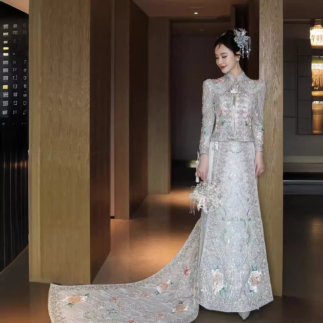 高端奢华秀禾服新娘2025优雅拖尾中式婚纱礼服马来褂重工秀禾婚服