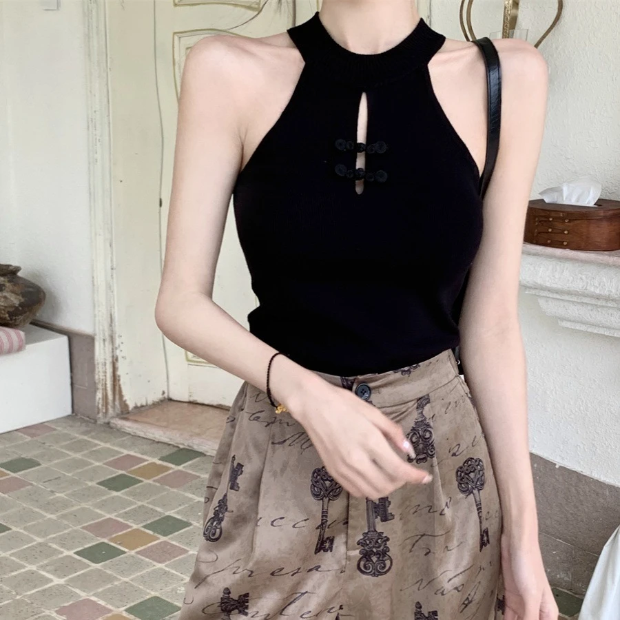 吊带/背心盘扣镂空挂脖背心女夏季气质外穿内搭短款上衣无袖背心