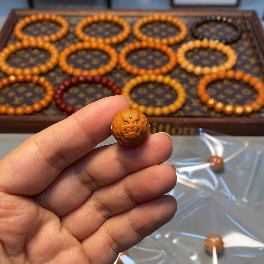 【闪购商品】猴头核桃吊坠1.6左右大黑天单籽6号