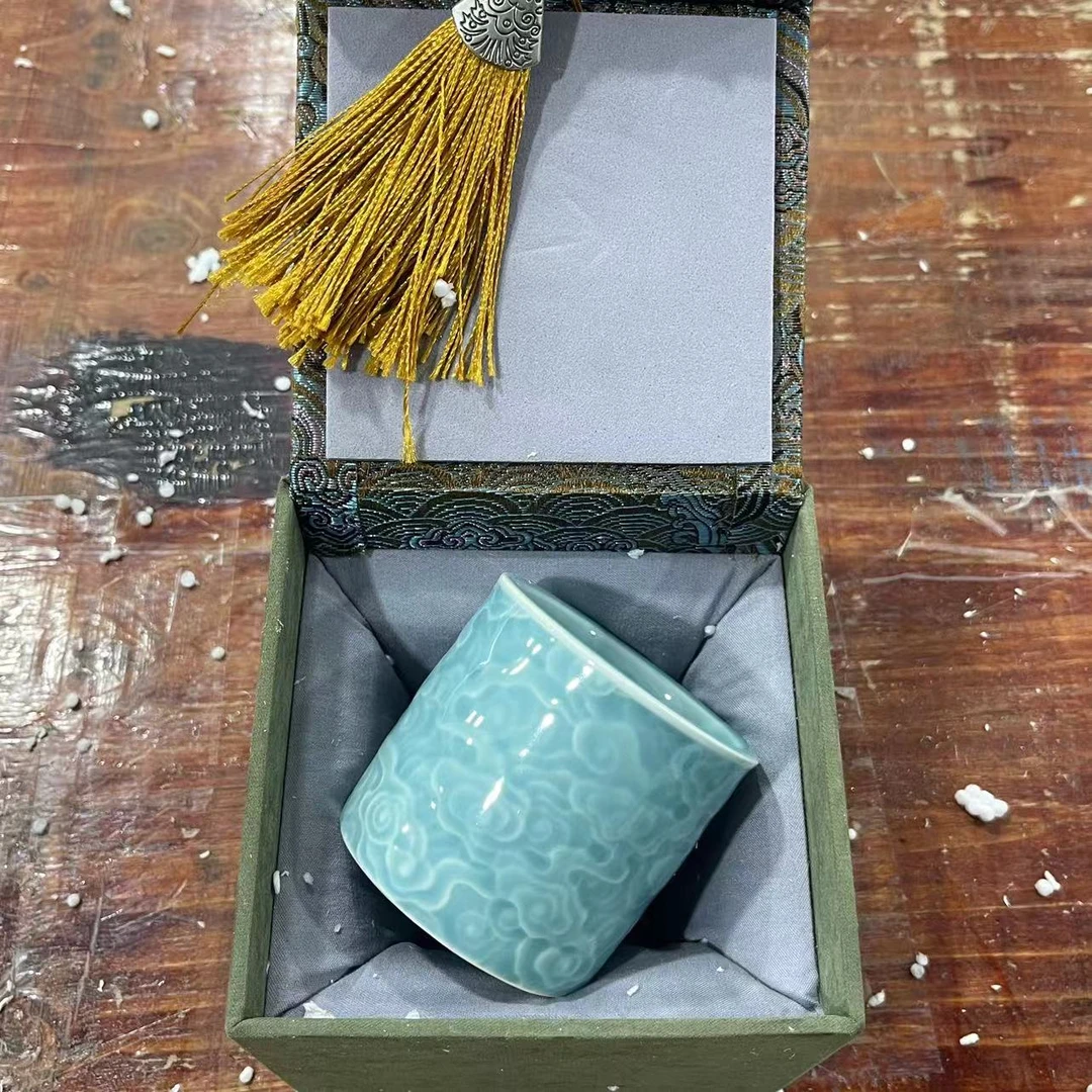 高端陶瓷茶具淡蓝祥云扳指杯TJ009（无礼盒）