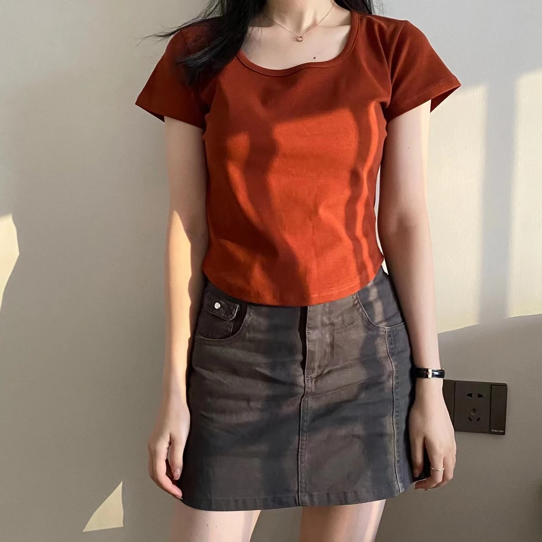 新款波点方领短袖t恤女夏修身正肩短款显瘦内搭上衣休闲时尚百搭