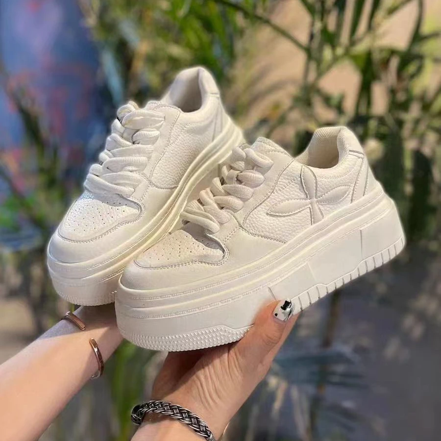 潮牌厚底增高小白鞋ins风春季小众时尚百搭学生运动休闲鞋女18272