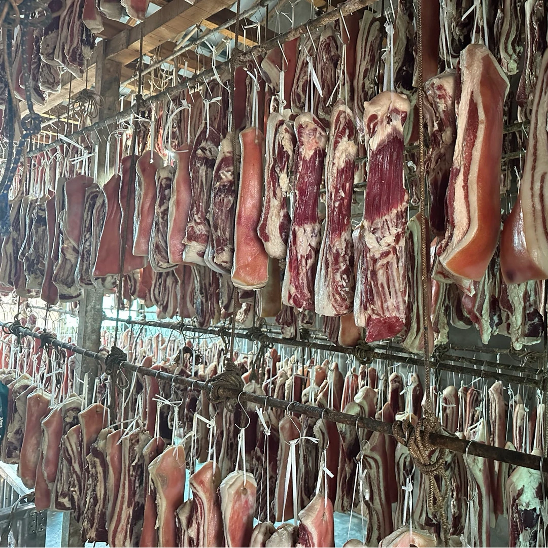 鑫权佳云南水晶腊肉 减盐百分之三十  一物一拍