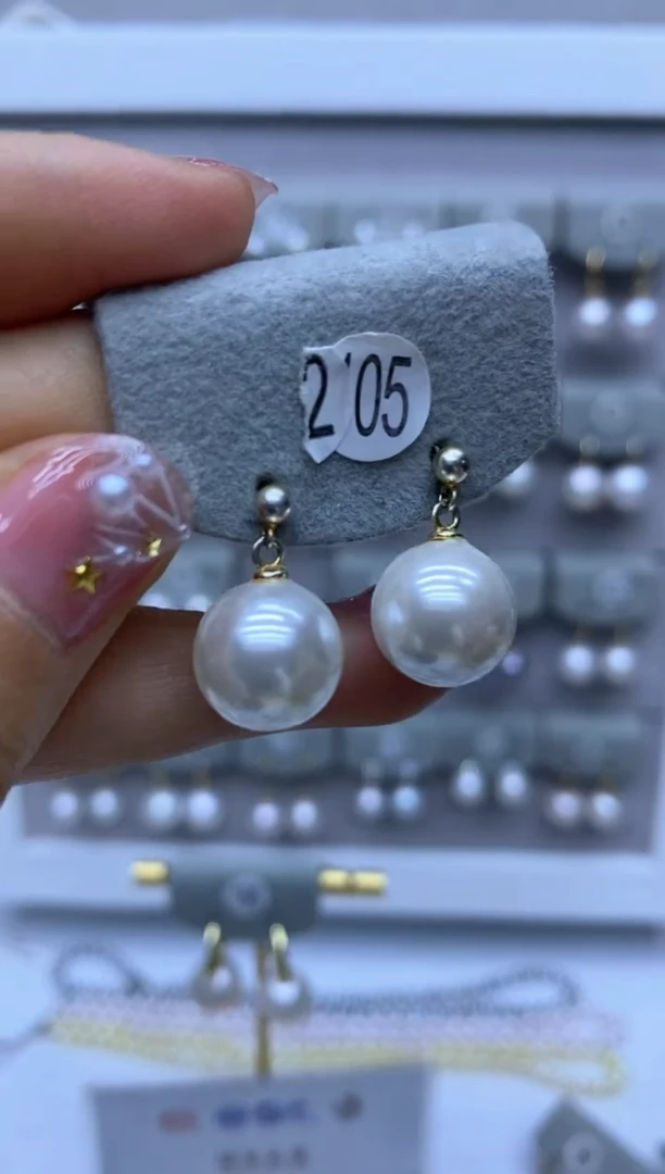 【闪购商品】淡水珍珠耳饰18K金镶嵌205