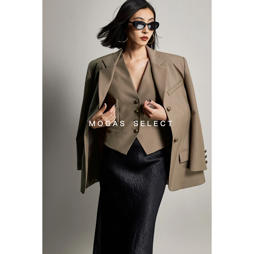 Mogas【粉丝回馈】及简格调 羊毛混纺经典廓形垫肩气质西装313603