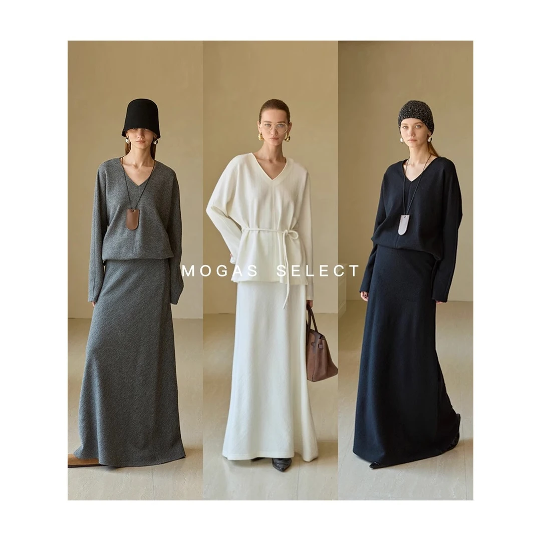 Mogas【李老板专属】上身纸片人JI简篙级布面肌理v领针织套装