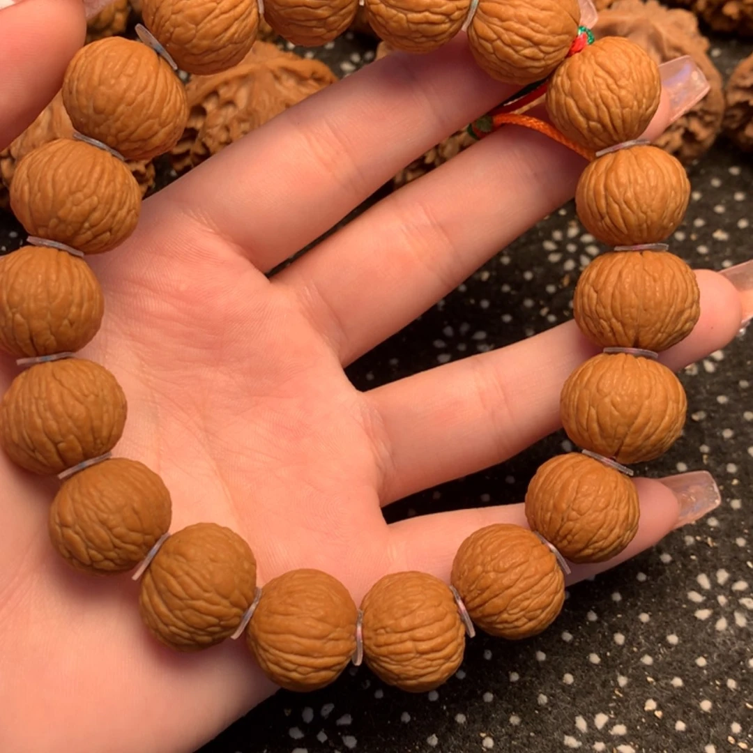 【闪购商品】桃核吊坠