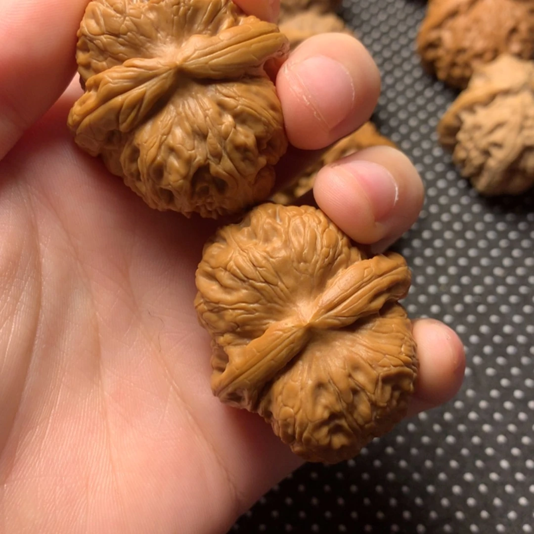 【闪购商品】桃核吊坠J***-