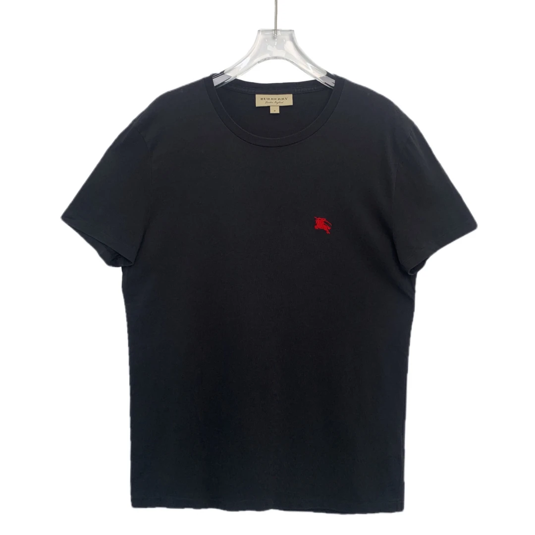 99新 BURBERRY/博柏利 000861 黑色棉质战马刺绣红标短袖 M码