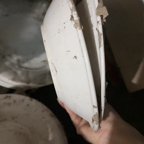 瓷片素胎单色釉深盘一对