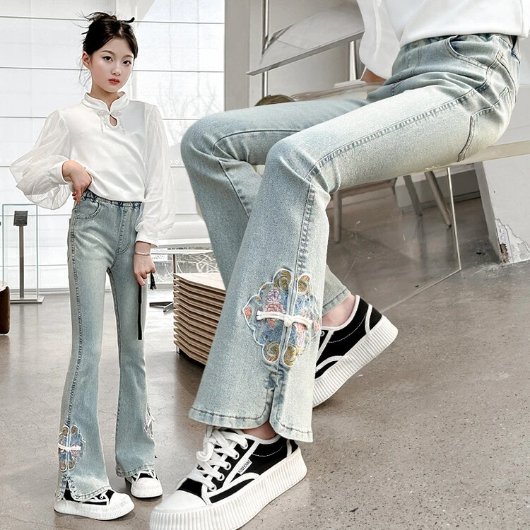 爆款窄版2024新款国风春秋季牛仔裤子新中式刺绣直筒微喇叭裤