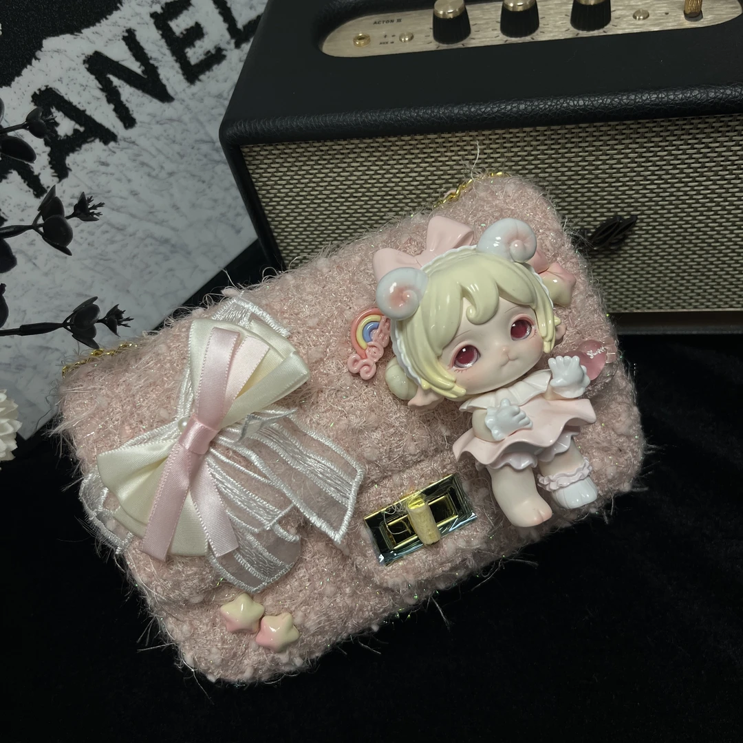 原创手工设计潮玩娃包 韩系轻奢小众设计粉色斜挎包