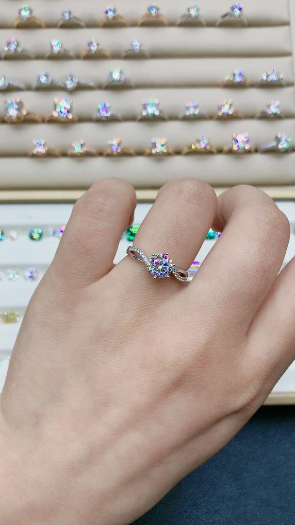 925银莫桑石戒指 （诗诗同款）时尚轻奢女款莫桑戒