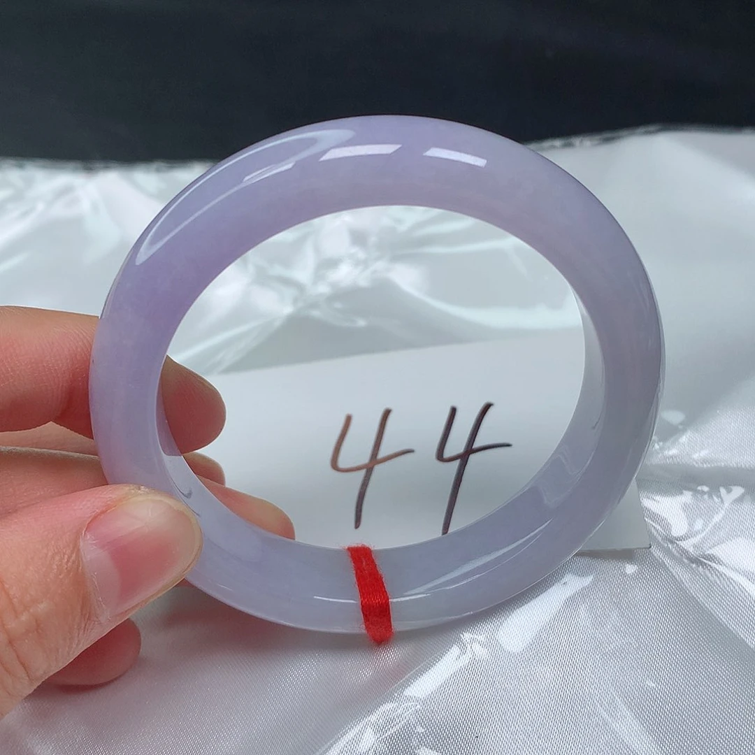 翡翠手镯未镶嵌85子