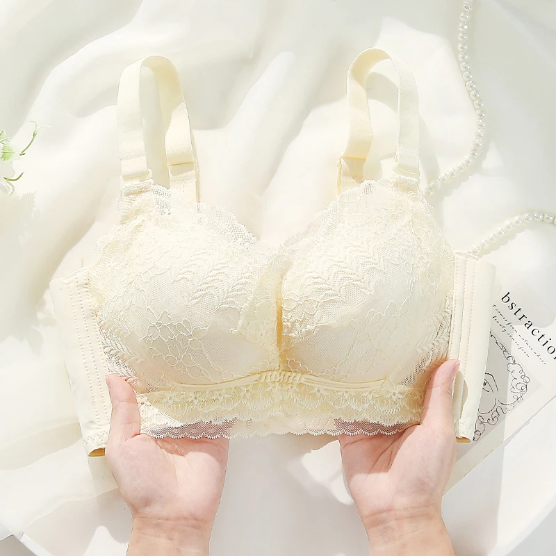 性感蕾丝加厚文胸品牌专柜正品小胸聚拢内衣女平胸专用8CM不空杯